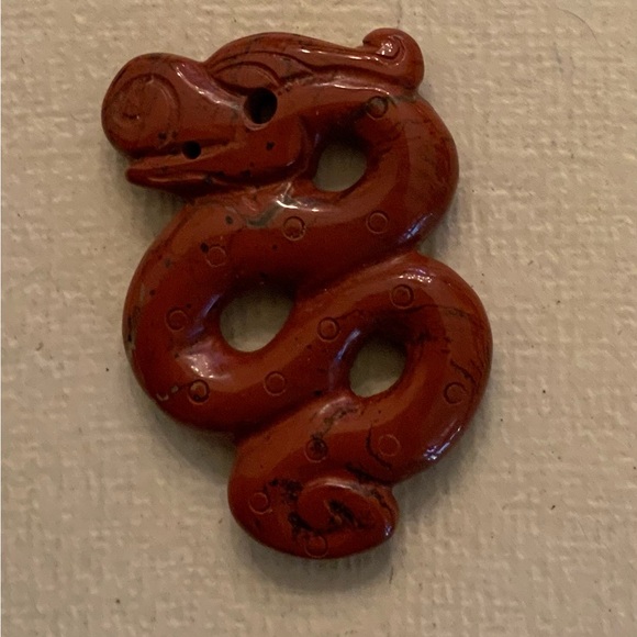 Only lot….carved semi precious stone dragon pendant - Picture 3 of 4